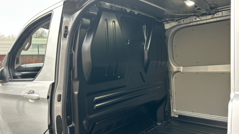 Ford Transit Custom 280 L1 Diesel Fwd 2.0 EcoBlue 136ps H1 Van Limited